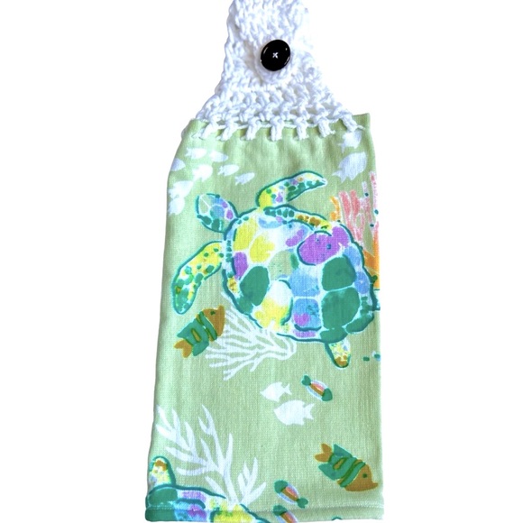 HAND CRAFTED Crochet Top Colorful Turtle Hanging Kitchen or Bathroom Hand Towel - Picture 2 of 7
